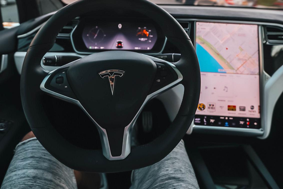 特斯拉要卖保险啦！据说，比传统车险更便宜？