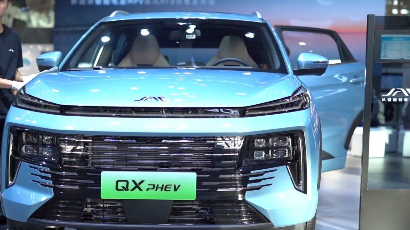 视频：江淮QX PHEV亮相,15万级优选SUV