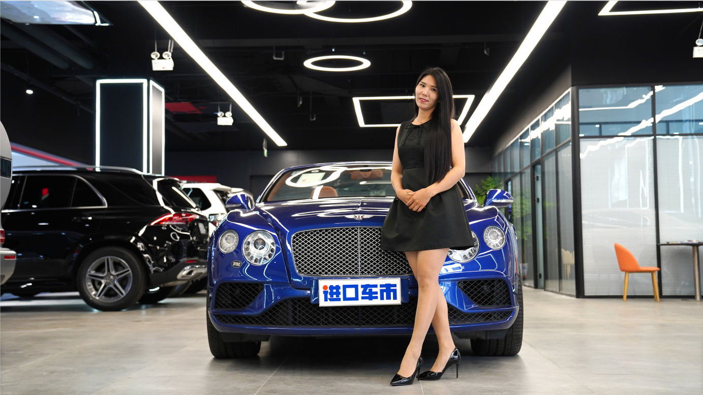 宾利欧陆GT敞篷版 摩洛哥蓝个性外观 魅力十足