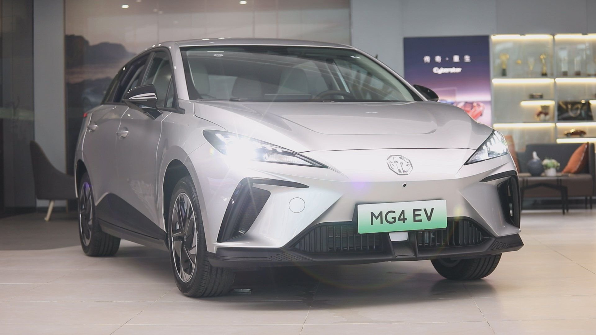 MG4 EV出海冠军版到店实拍