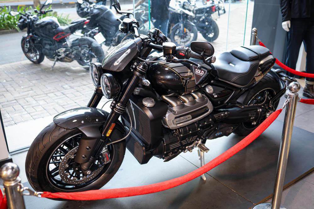 凯旋Rocket 3 TFC限量版越南实拍 售价高达40万人民币