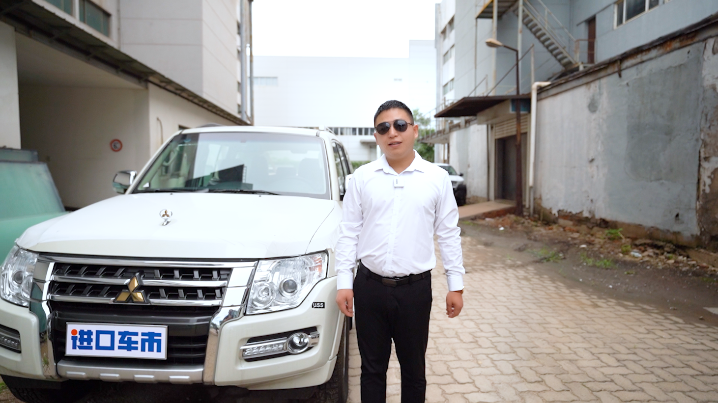 20款帕杰罗V93户外实拍 老牌越野性能可靠 优势亮点介绍