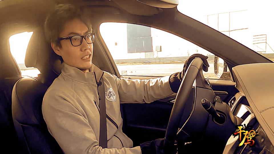 【干驾】CT6强在运动型黑科技，奔驰E运动性手动可调