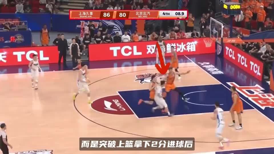 赵睿铁血两分引热议！落后6分还慢悠悠过半场，名宿孙悦表示不解