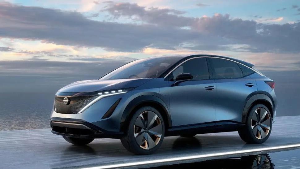 对标特斯拉！日产Ariya概念车亮相，搭黑科技巨石人体工学显示屏