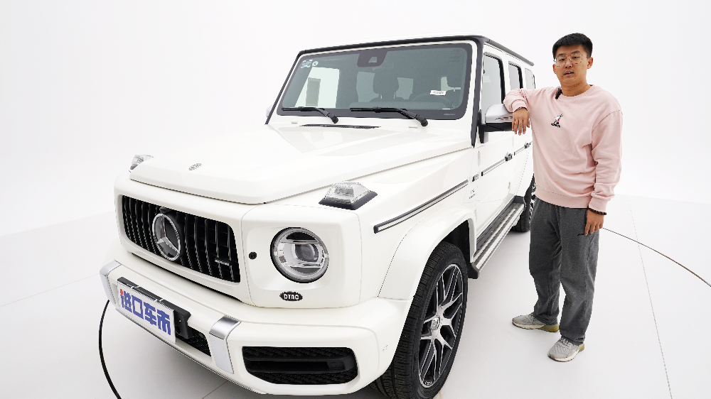 无可挑剔的颜值与性能，实拍奔驰G63时光铭刻版