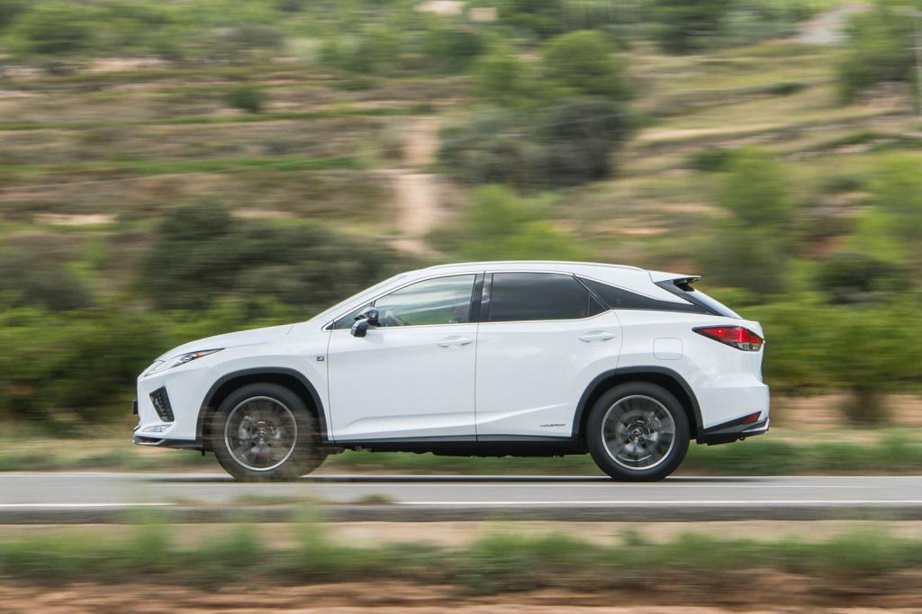 日系豪华汽车品牌，雷克萨斯RX霸气硬朗，你会选择购买吗？