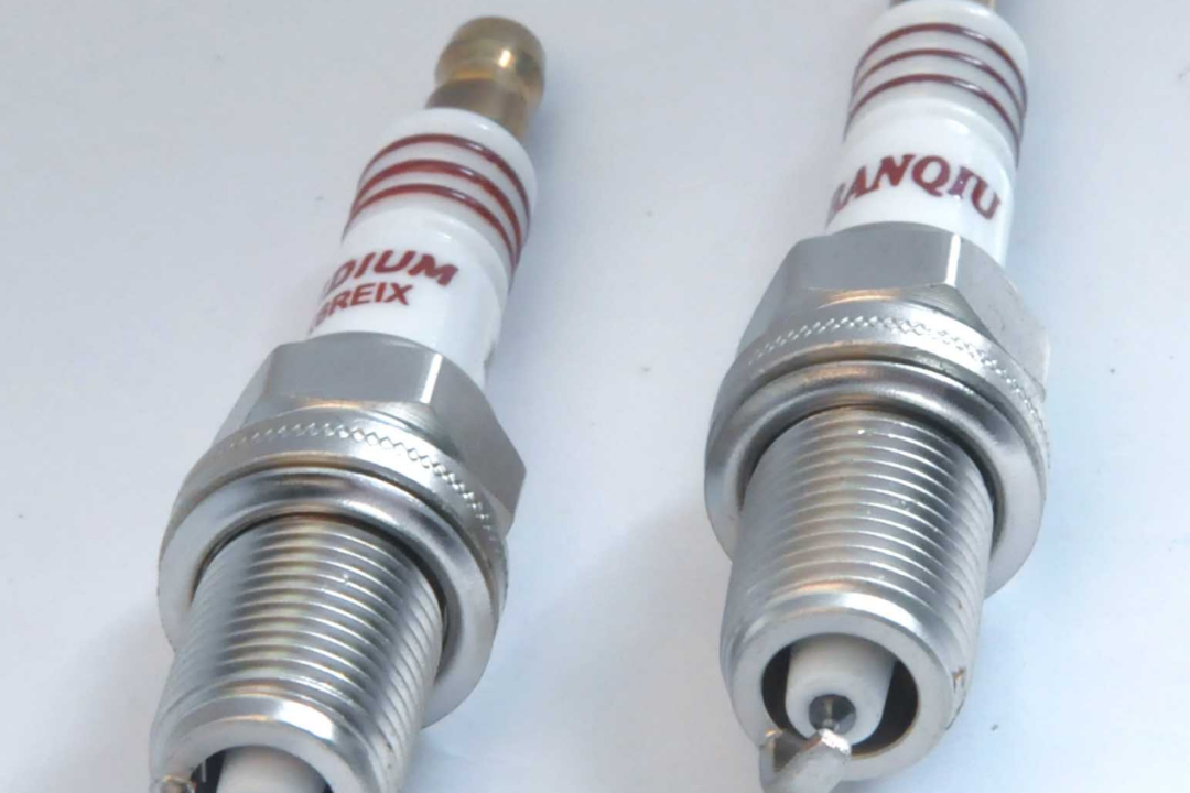 关于发动机的火花塞，你了解多少？