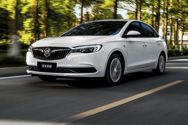 8万多买啥车？盘点三款合资紧凑车，便宜皮实还保值，三厢大空间