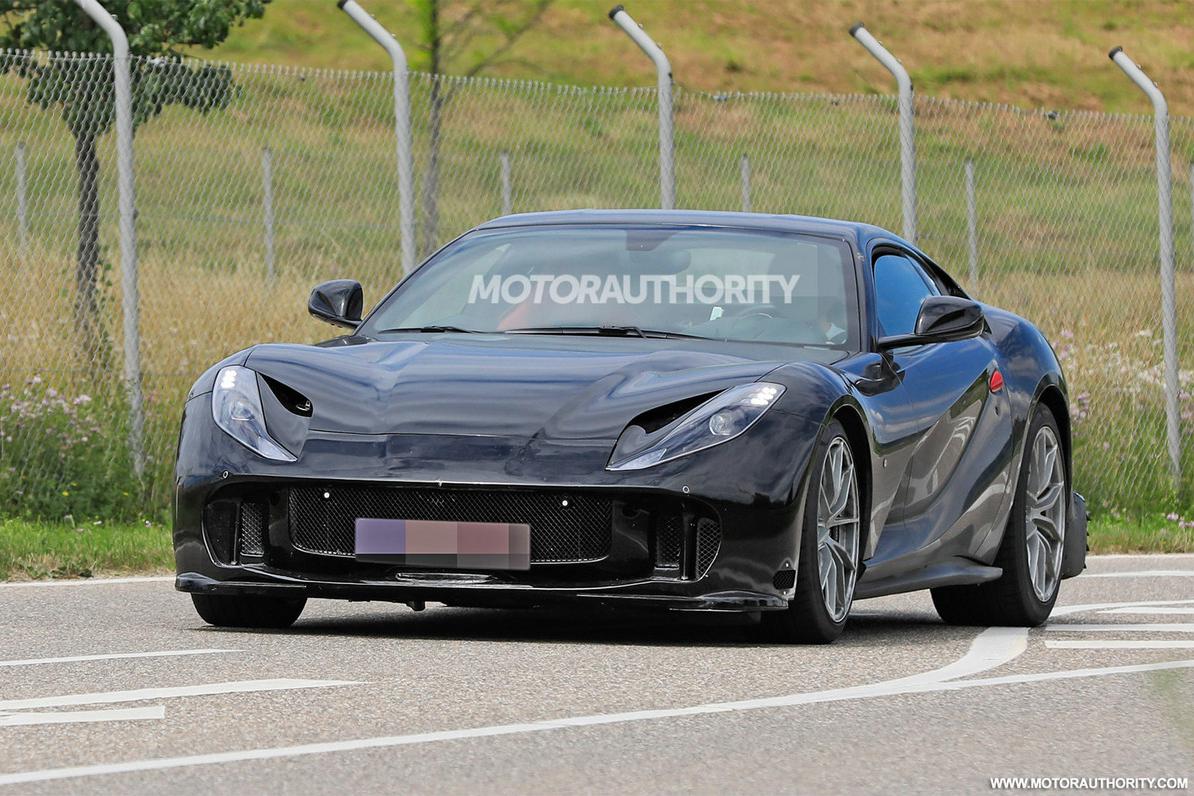 新车名字暂无确定，预计下周法拉利发布812最终版本