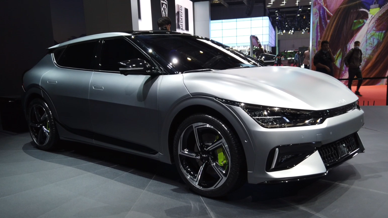 车展实拍丨体验“性感”电臀，起亚EV6展现韩式魅力