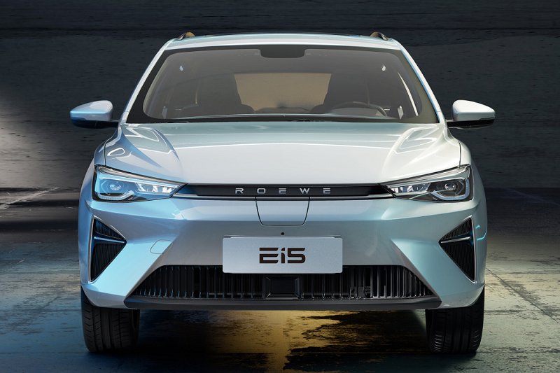 采用电子国潮设计元素 新款荣威Ei5官图发布