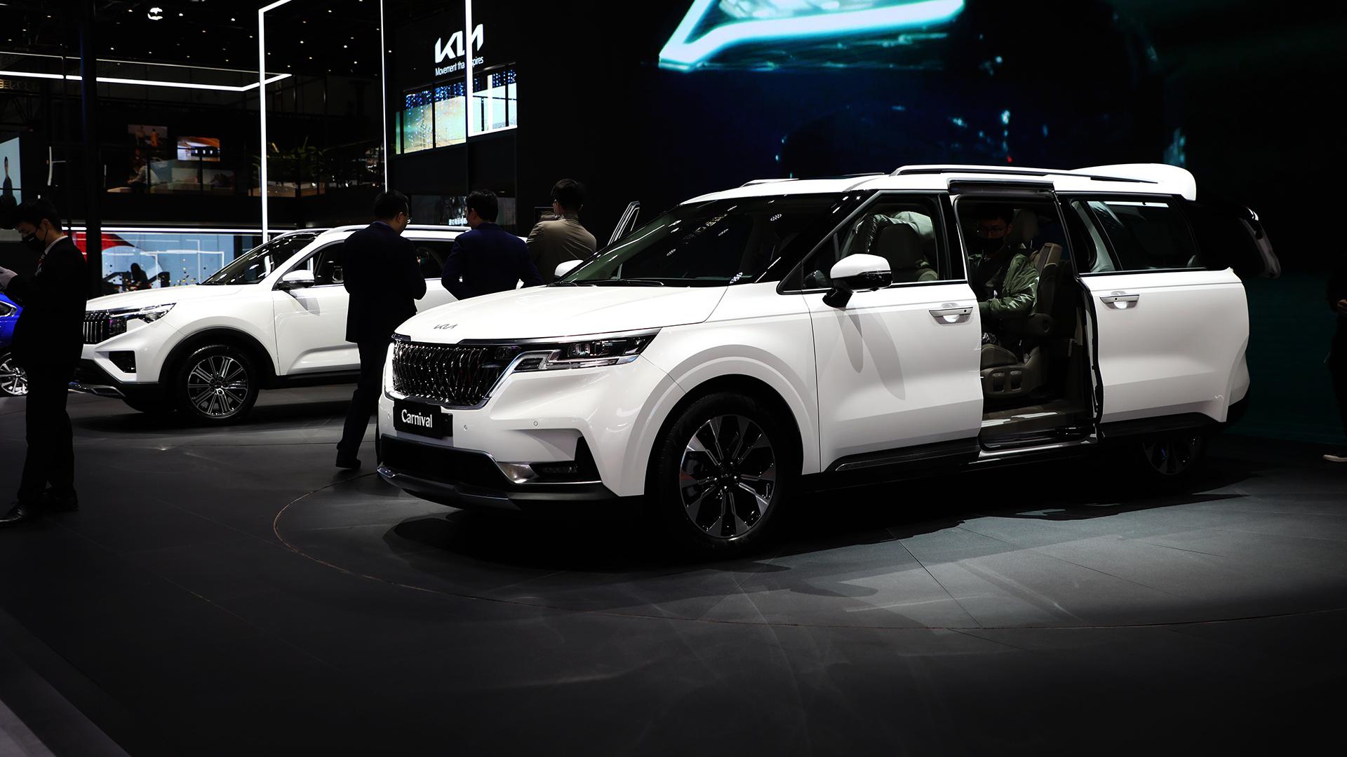 全新智跑Ace首发亮相，第四代嘉华将国产，揭秘上海车展起亚展台