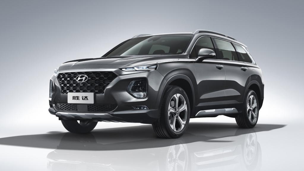 同为2.0T发动机 雪佛兰开拓者与现代胜达怎么比？从各角度分析下