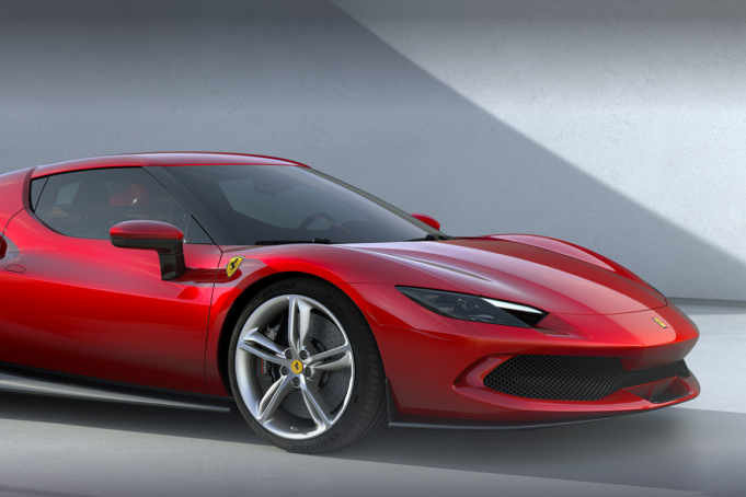 超跑也能内卷？法拉利296 GTB对比迈凯伦Artura