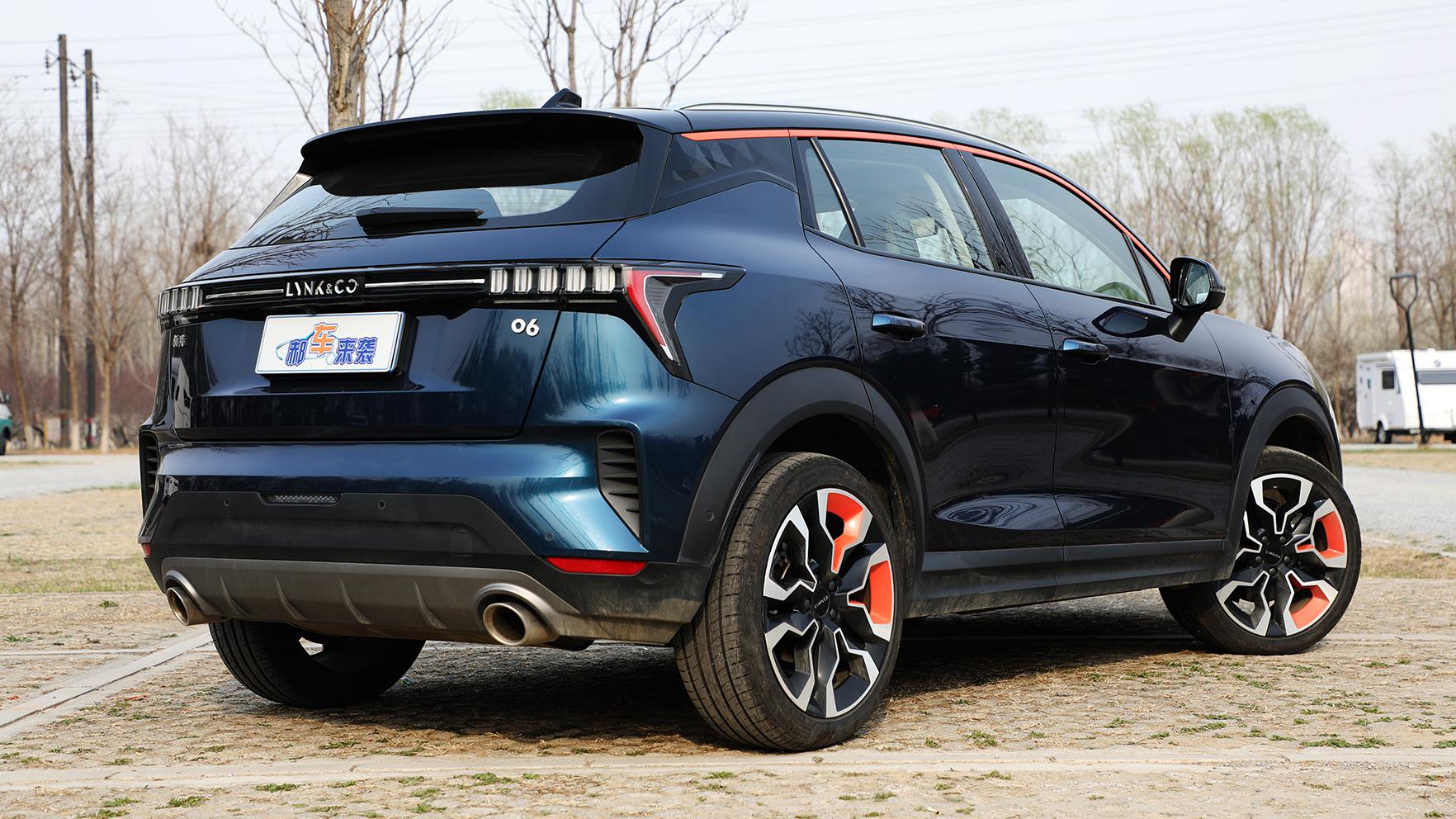 新车定位小型SUV，1.5T售价不到14万起，揭秘领克06的那些亮点