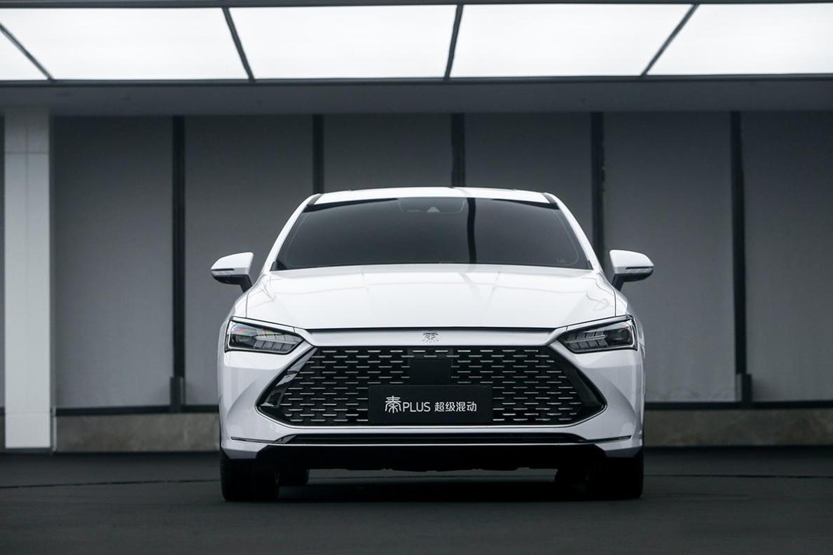 12万预算买车，别老盯着宝来、卡罗拉，这3款新车它难道不香？