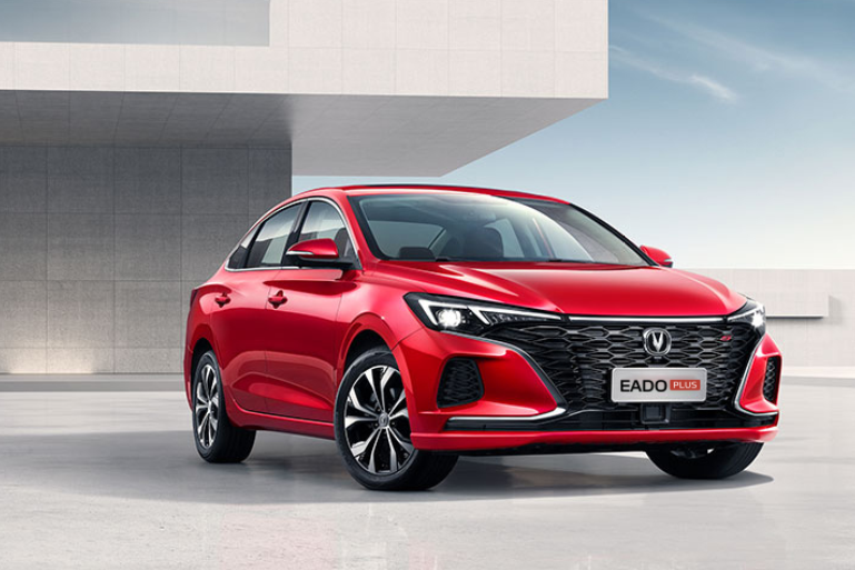 十万元家轿性价比代表之争，你觉得逸动和轩逸谁能赢？