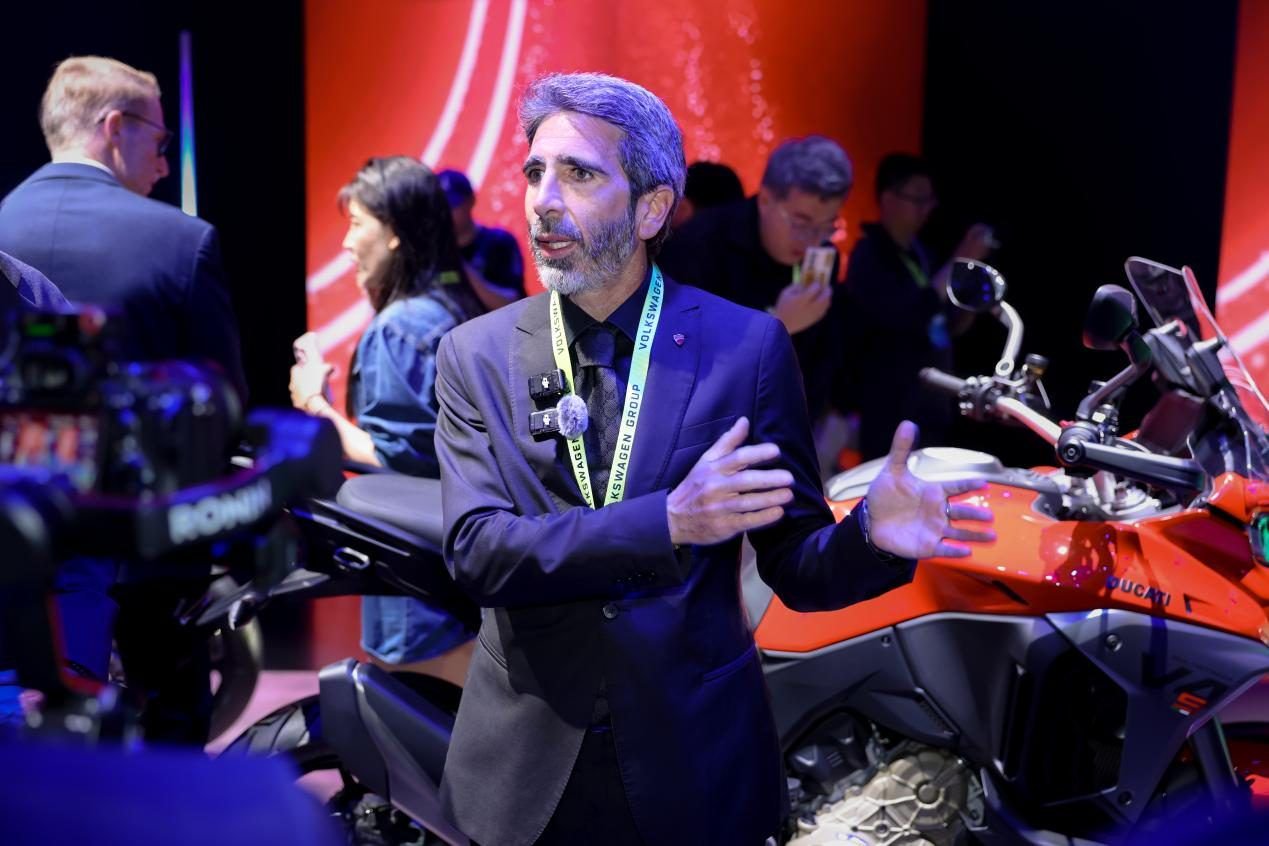 25款杜卡迪揽途Multistrada V4 S与Pikes Peak派克峰版登陆中国