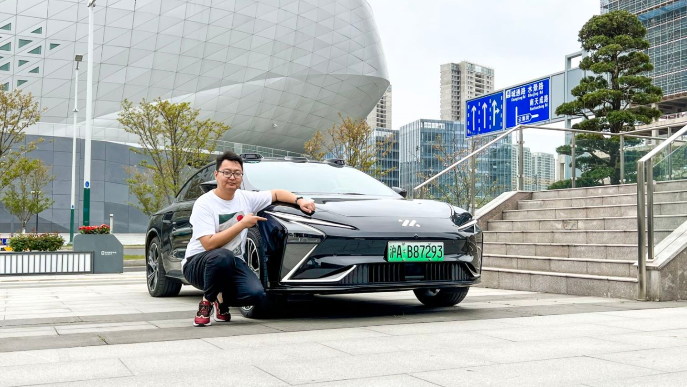 “取代”人是时间问题？体验智己L7城市NOA