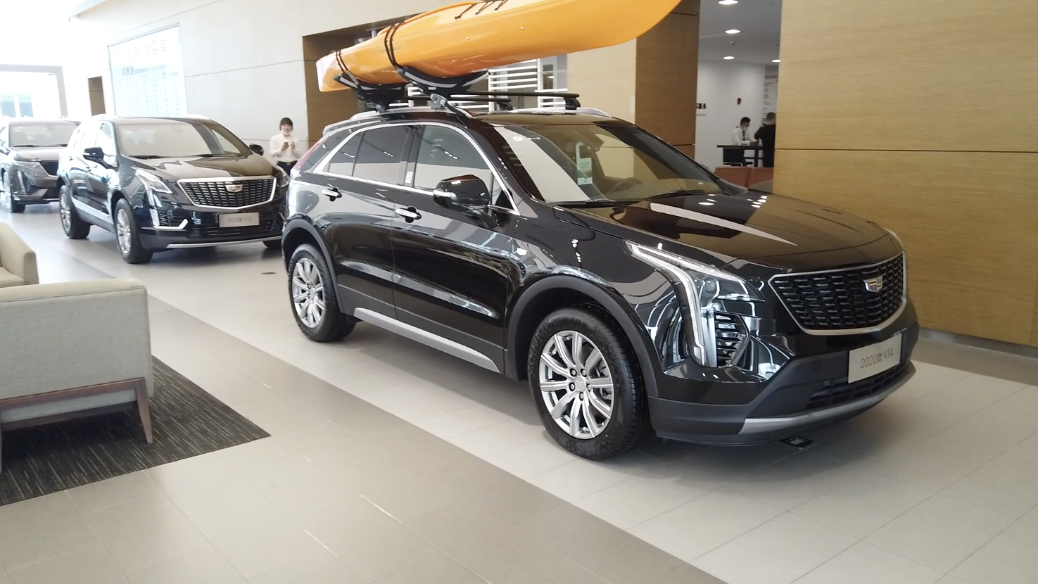 探店实拍凯迪拉克XT4（外观）