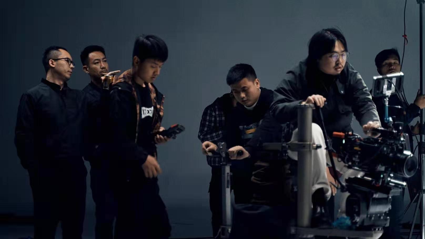 从视频小白到登上国际车展，我们死磕了两年