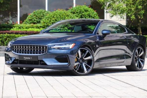 李书福越来越牛了！新车混动爆600马，破百4.2秒，比911帅气