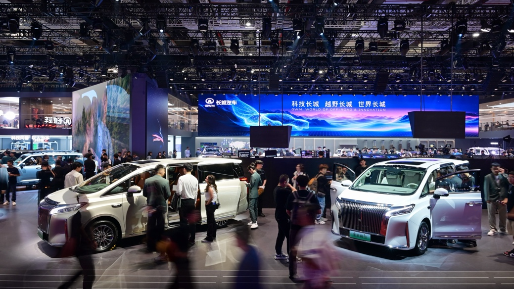 为用户而变！魏牌全新“双山”登陆2025上海国际车展