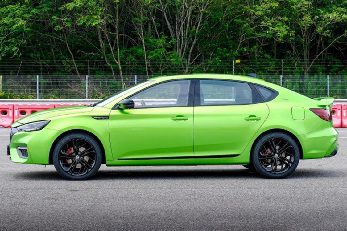 12万运动型车推荐，除了本田思域，还有这2款也值得入手