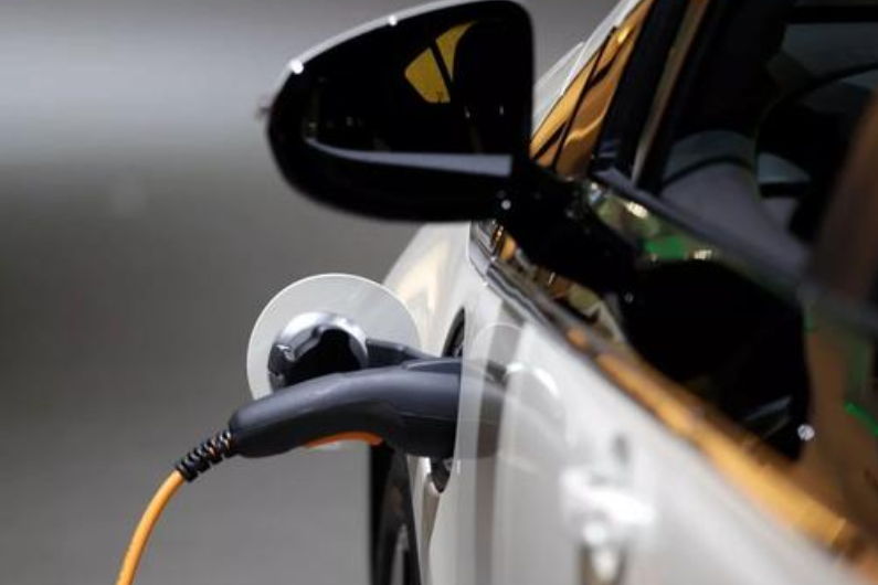 4月新能源车型保值率报告 特斯拉Model X位居榜首 SUV更保值！