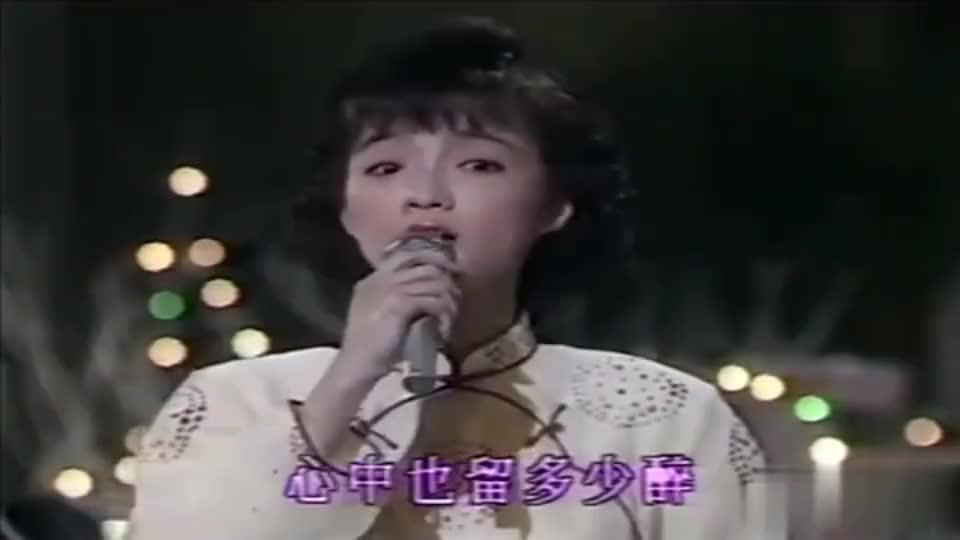 青涩的陈慧娴翻唱天龙八部主题曲《两忘烟水里》