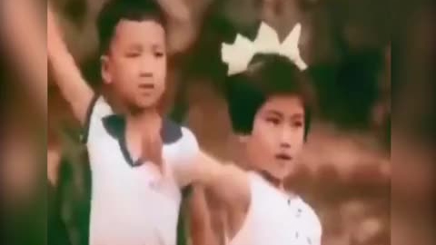 六七十年代儿歌东风吹战鼓擂那一代人跳了一辈子舞
