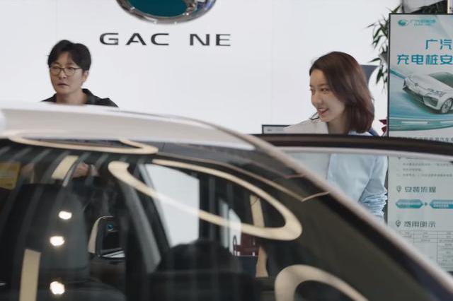 这辆车究竟哪里好？即使离婚了，余欢水也要送给甘虹