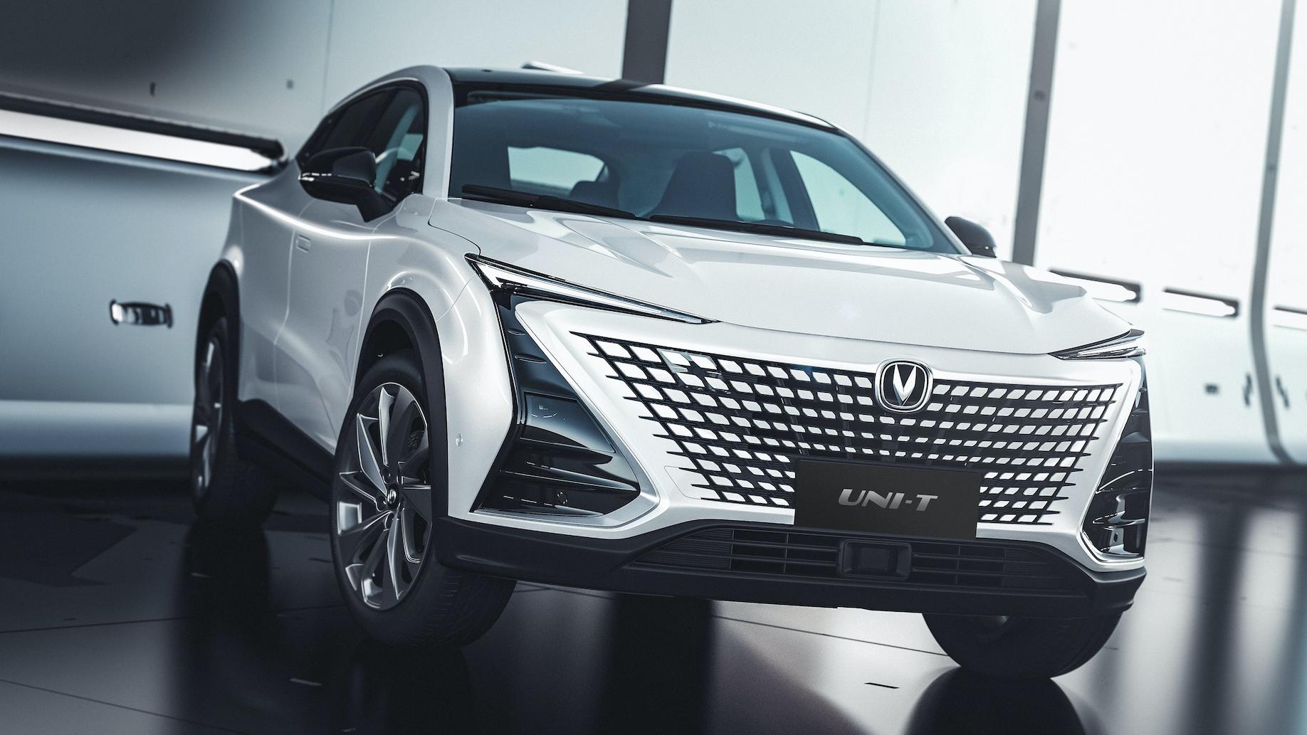 这车年轻消费者一定喜欢！长安UNI-T上市 售11.39万-13.39万元