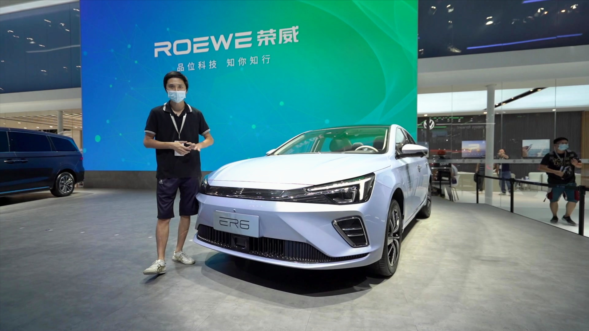 预售16万起步 成都车展实拍荣威R ER6