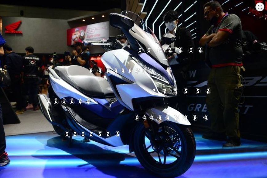 本田Forza350泰国全球首发 起售价折合人民币3.85万左右