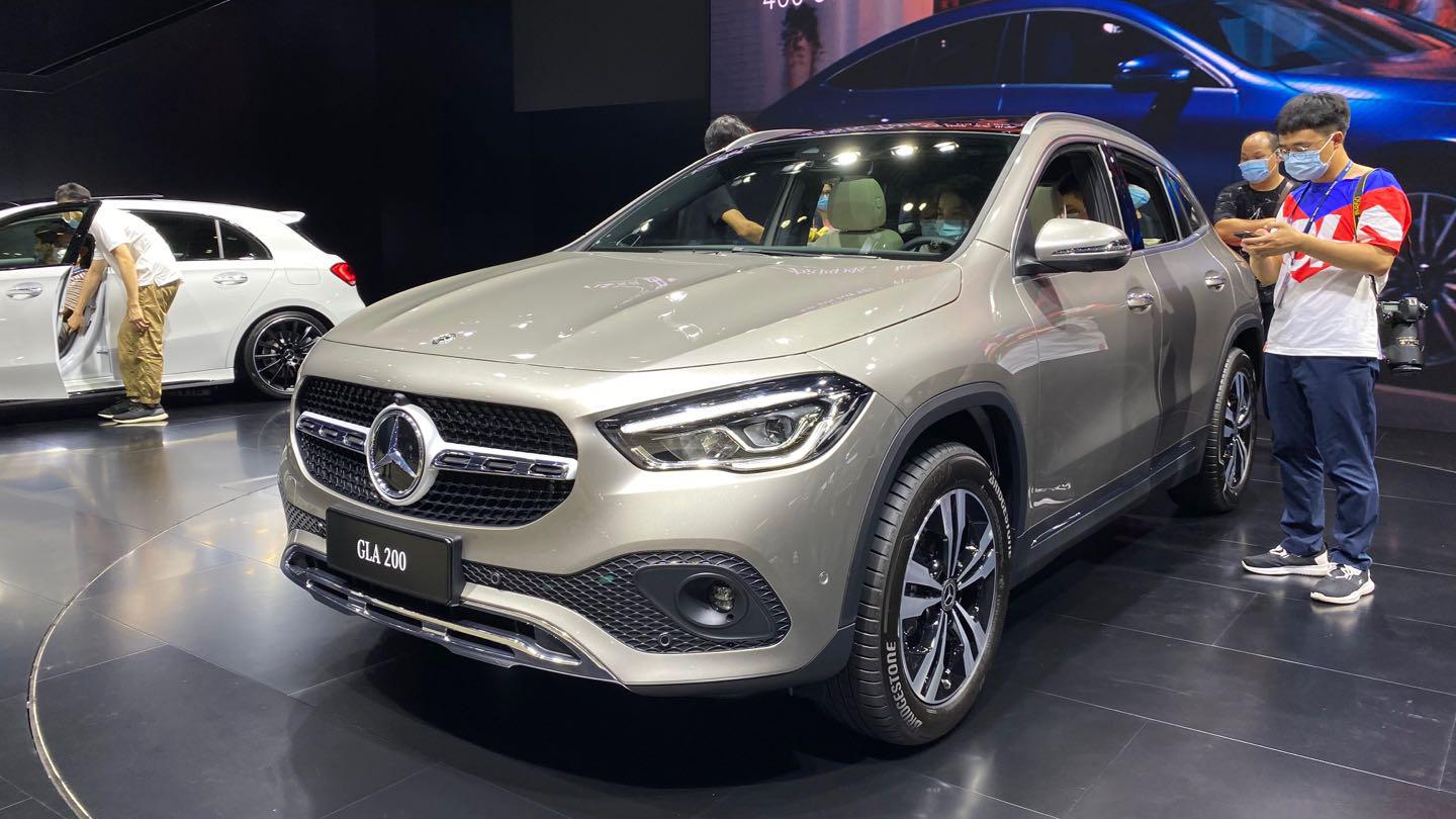 外观细节调整/内饰质感提升 全新北京奔驰GLA 200亮相