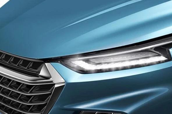 首款全球银标MPV来袭，大牌加持，后排“魔术座椅”，或售6万