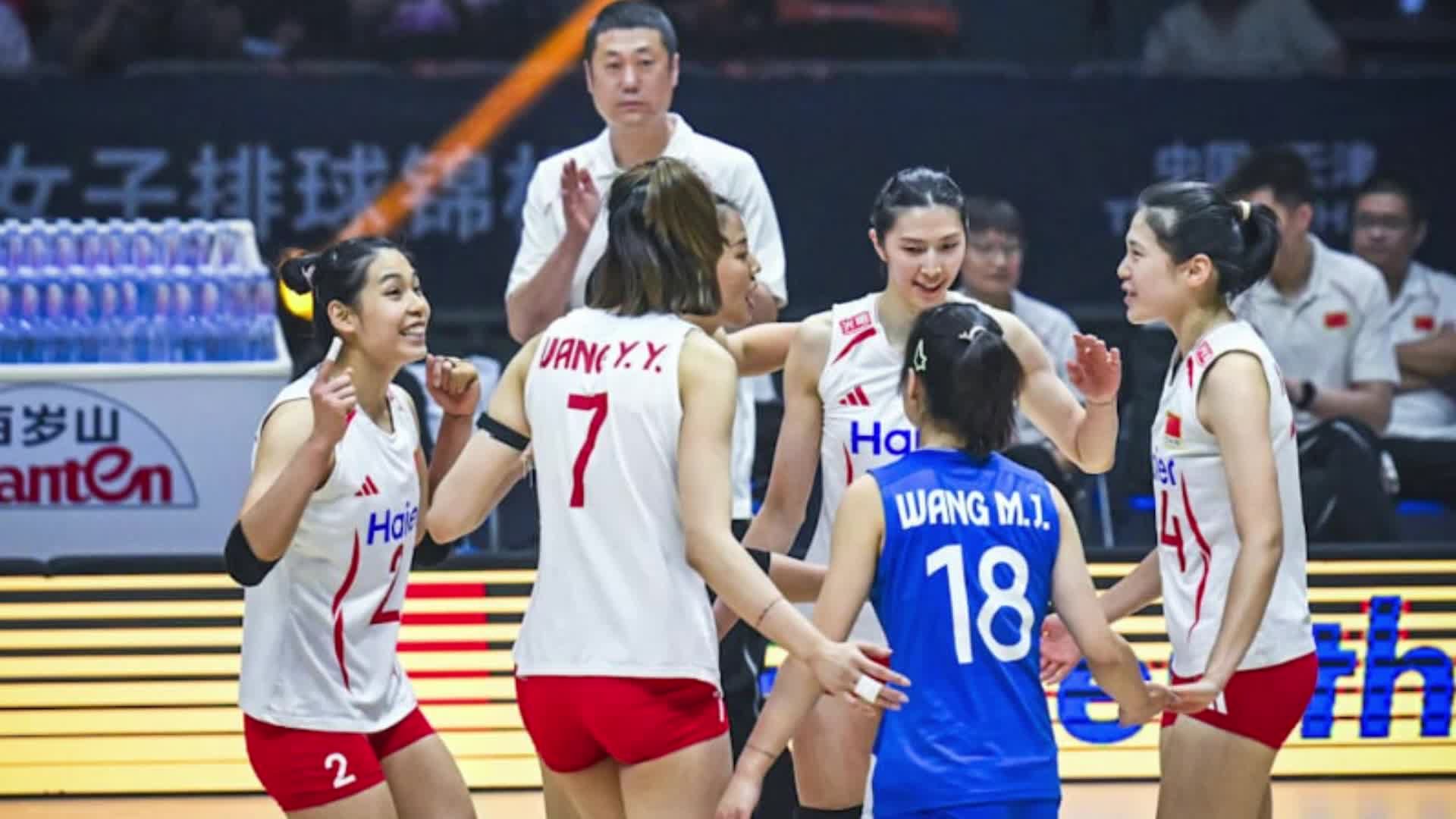 赵勇真犟！中国女排3-0越南进四强，一点出问题他却“不换人”