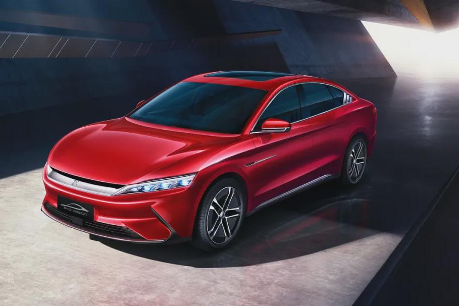 如何“点燃”一辆汽车？来看一场“针”“锋”相对的过招