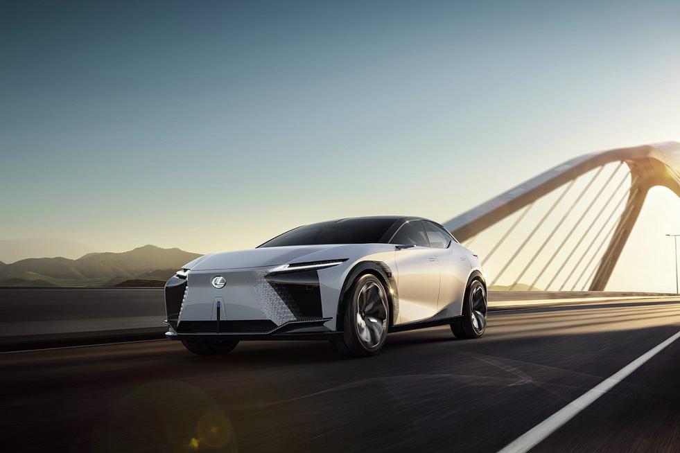 进入电动潮流的开山之作，雷克萨斯LF-Z概念车发布