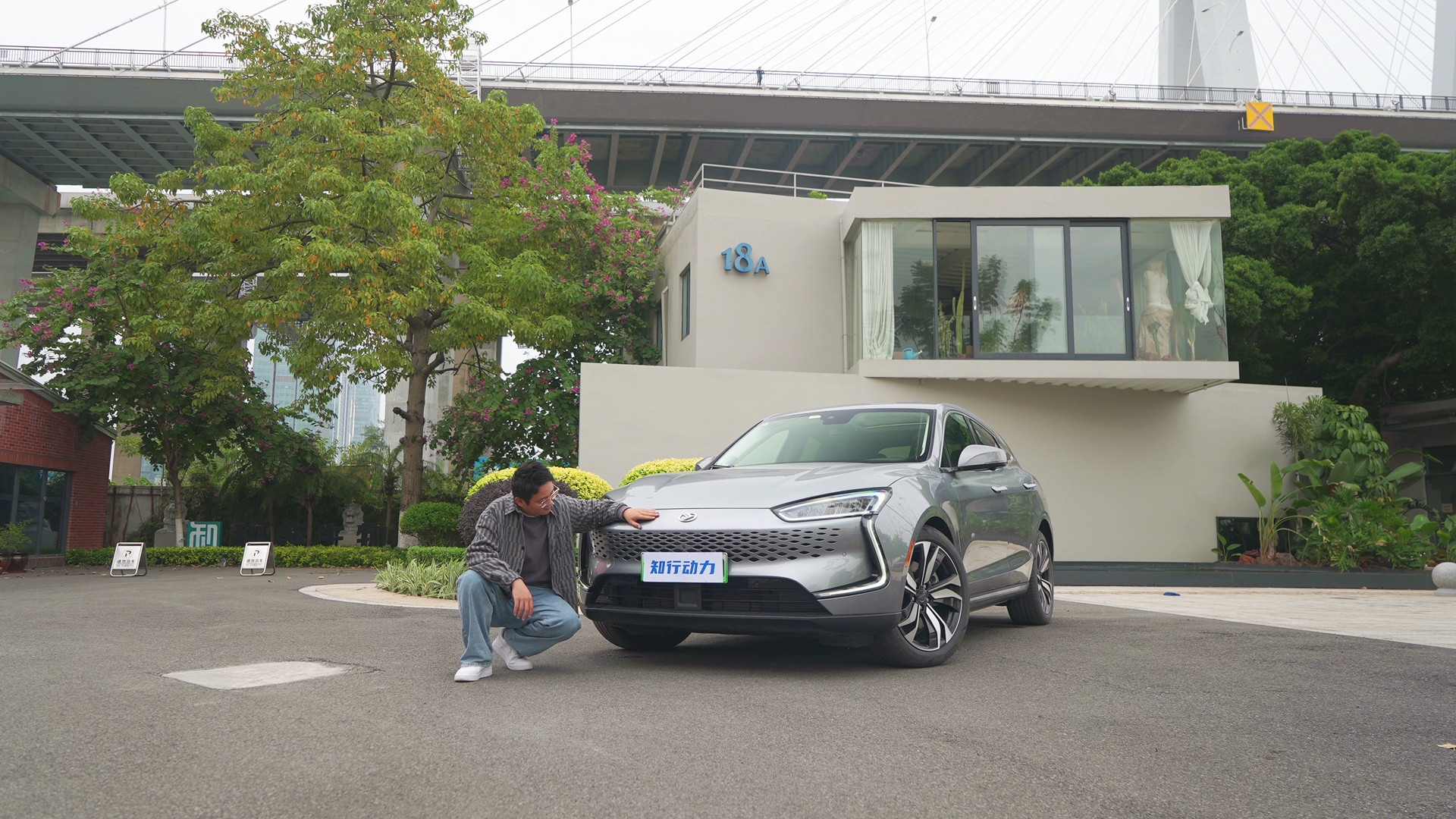 TA竟是我从业以来试过最特别的一款车？深度试驾赛力斯SF5