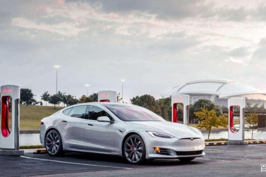 特斯拉、蔚来、小鹏，补能方式各出奇招，谁更厉害点？