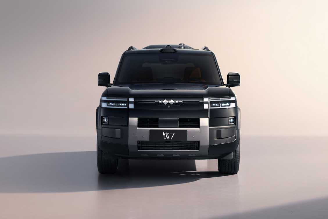 比亚迪“押宝”方程豹品牌，瞄准的其实是新势力车企！