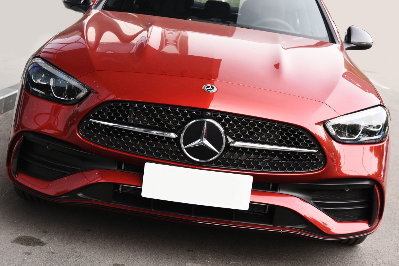 奔驰C级1.5T PK宝马3系2.0T，要排量还是要马力？