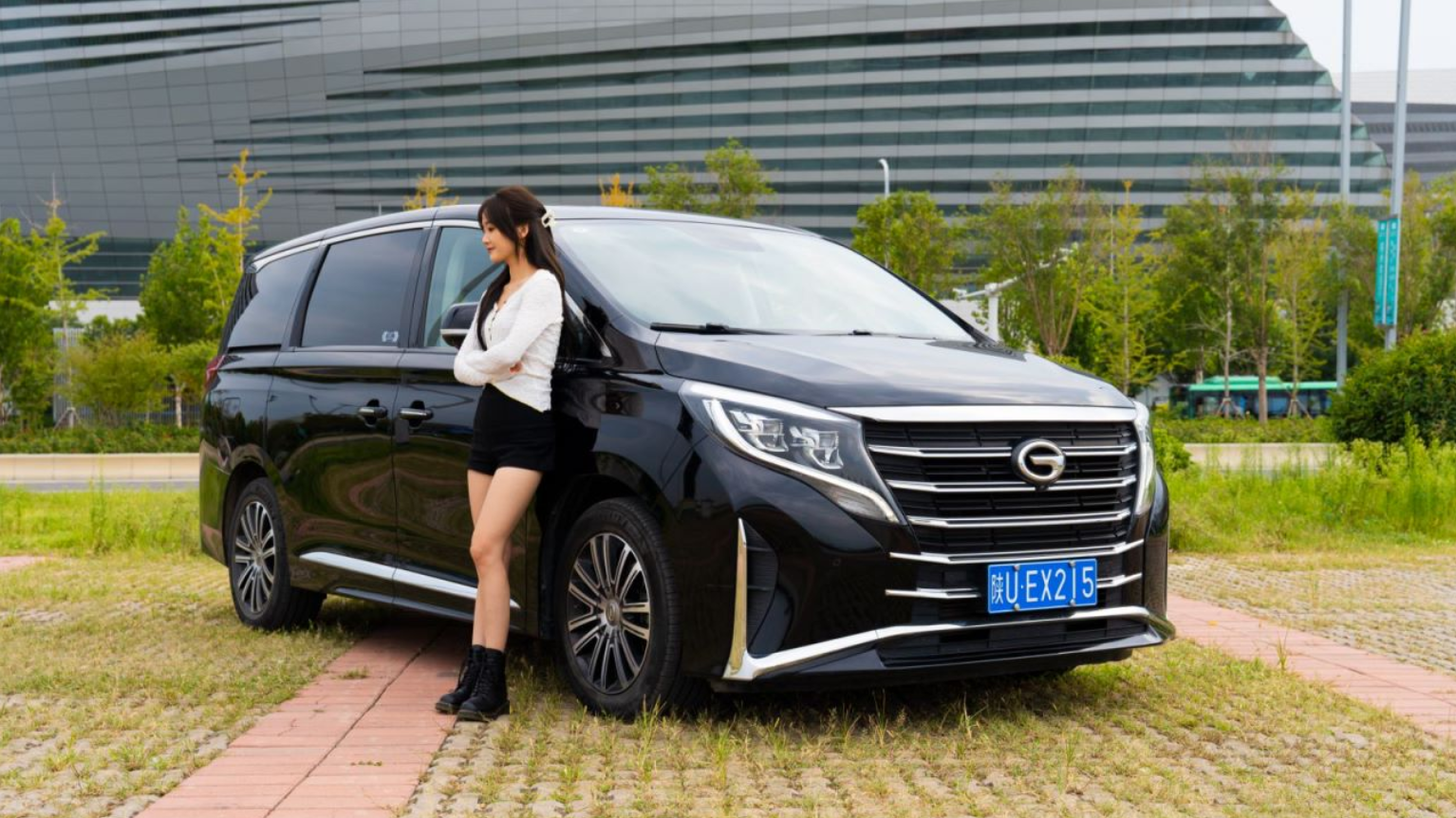 再评传祺M8：家用MPV天花板，20万预算买车只多不少！