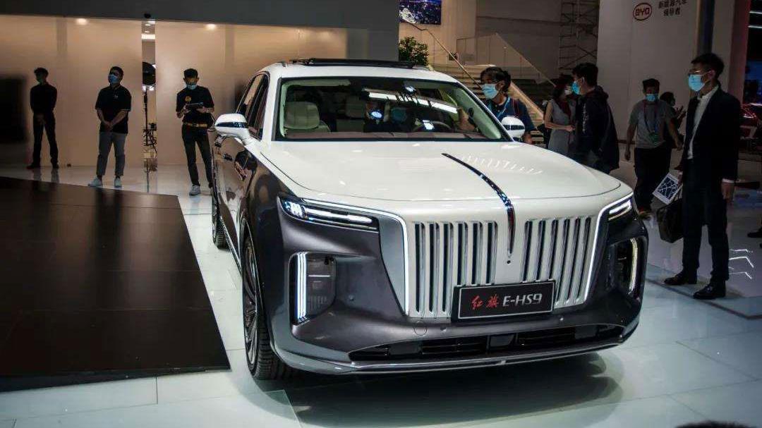 完爆劳斯莱斯库里南，红旗E-HS9闪耀北京车展