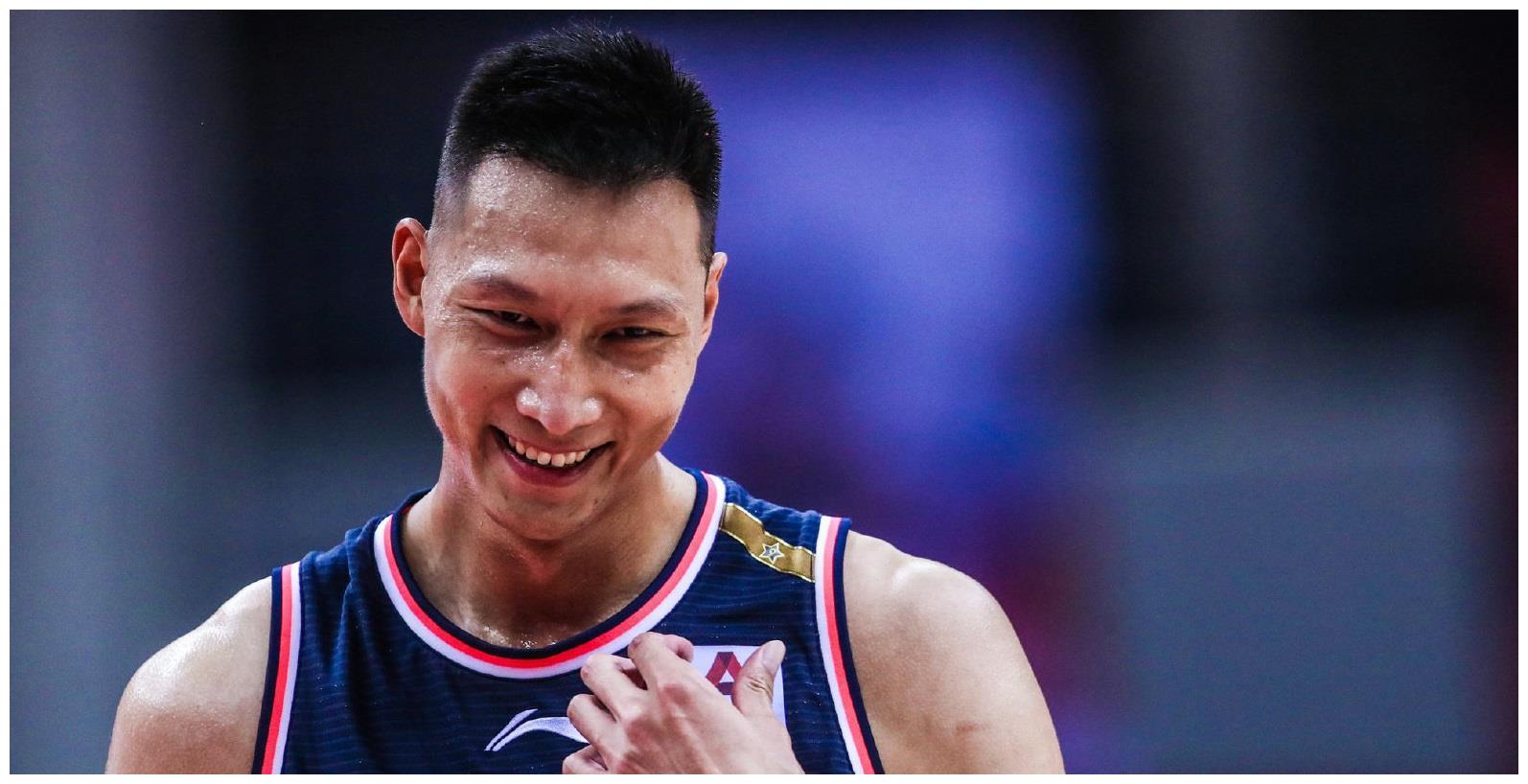 篮球犯规怎么防守的视频(篮球比赛防守犯规)-酷知号