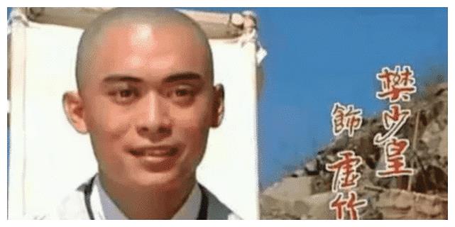 她是“虚竹”老婆，演50部戏依然火不起来，如今安心在家带孩子