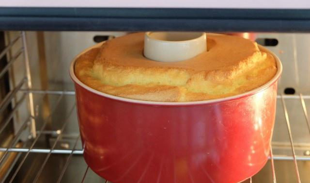 只需要这四种食材,就能做出好吃又好看的蛋糕,大人孩子都爱吃休闲区蓝鸢梦想 - Www.slyday.coM 只需要这四种食材,就能做出好吃又好看的蛋糕,大人孩子都爱吃休闲区蓝鸢梦想 - Www.slyday.coM